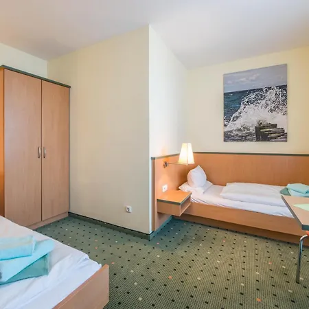 Am Weststrand Apart-hotel 4*