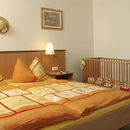 Am Weststrand Apartahotel 4*