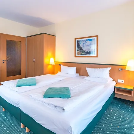 Apart-hotel Am Weststrand 4*